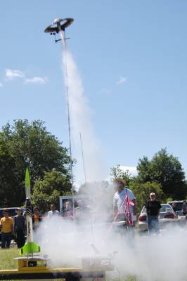 Bracha Launches Her UFO