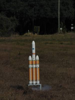 Carl's Delta IV Heavy