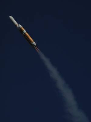 Carl's Delta IV Heavy