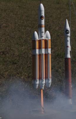 DFR Tech Delta IV Heavy Launch