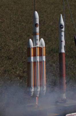 DFR Tech Delta IV Heavy Launch